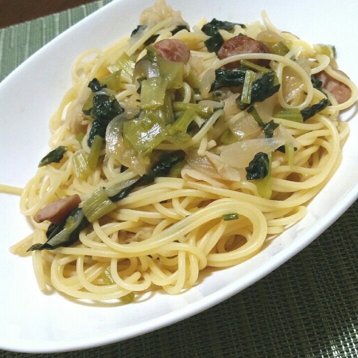 たまに食べたくなる☆小松菜パスタ